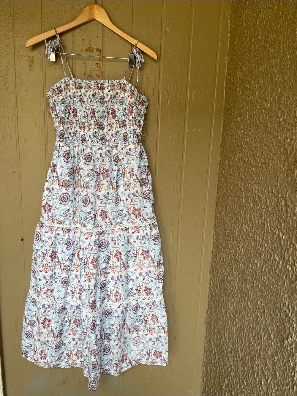 Roller Rabbit X Target Floral Tiered Smocked Midi Dress Size M